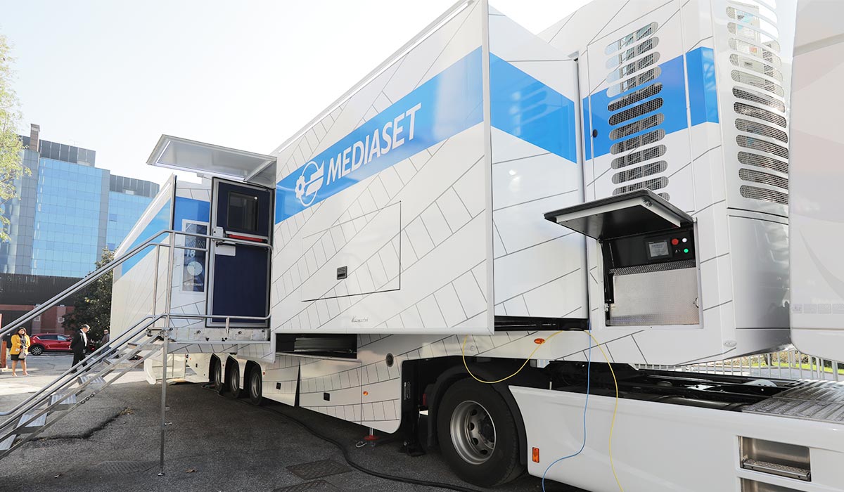 Mediaset IPVAN expandable exterior